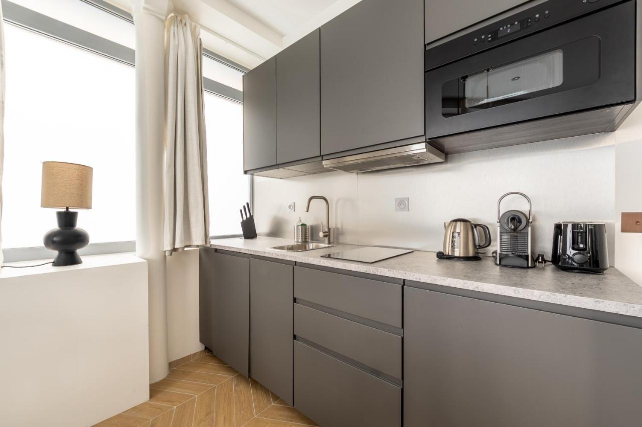 Lovely Apartment Close To Eiffel Tower Paris Luaran gambar